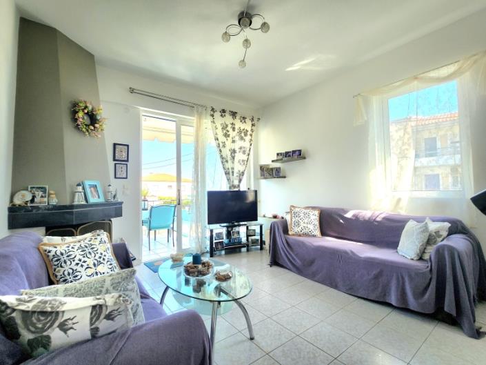 Image No.10-4 Bed House for sale