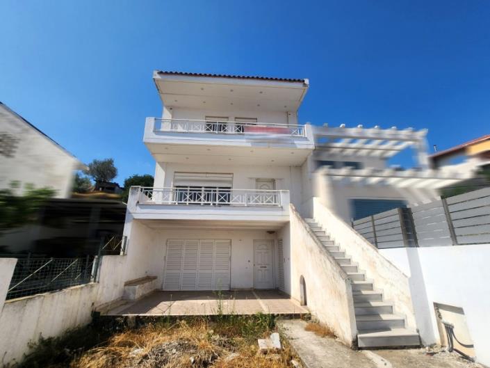 Image No.3-4 Bed House for sale