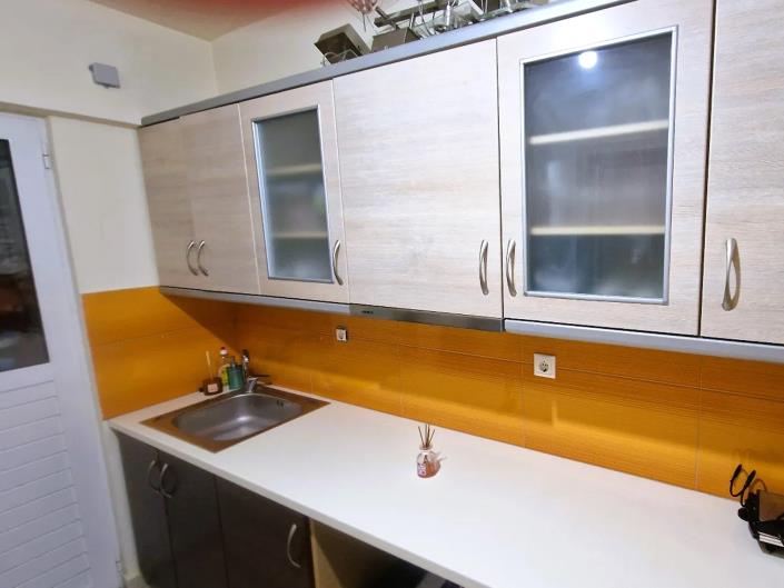 Image No.19-4 Bed Semi-Detached for sale