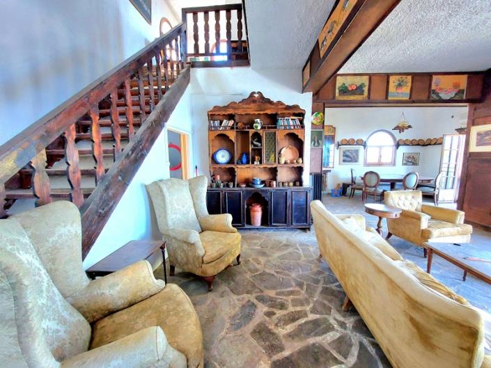 Image No.7-4 Bed House for sale