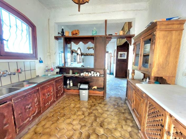 Image No.9-4 Bed House for sale