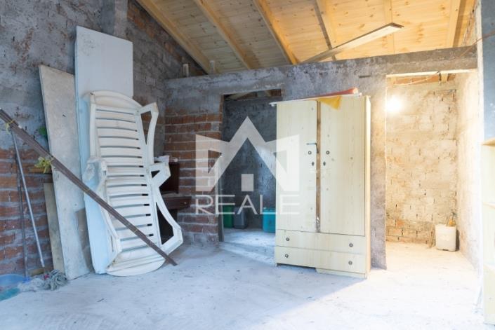 Image No.10-2 Bed Studio for sale