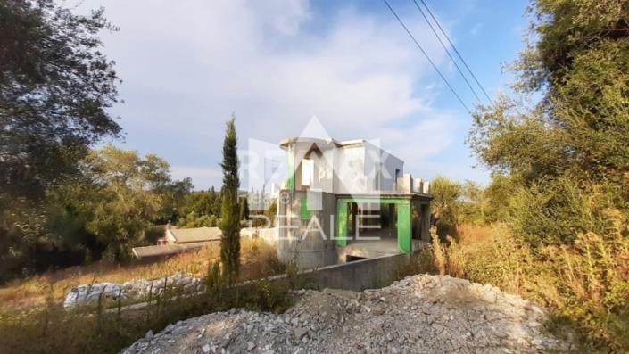 Image No.11-4 Bed House for sale