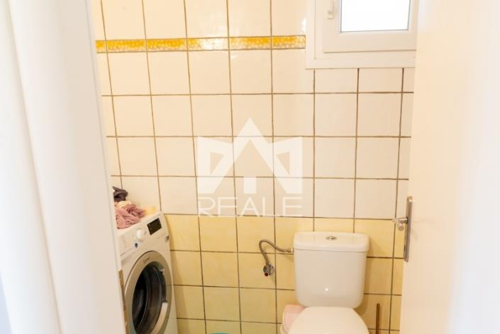 Image No.11-3 Bed House for sale