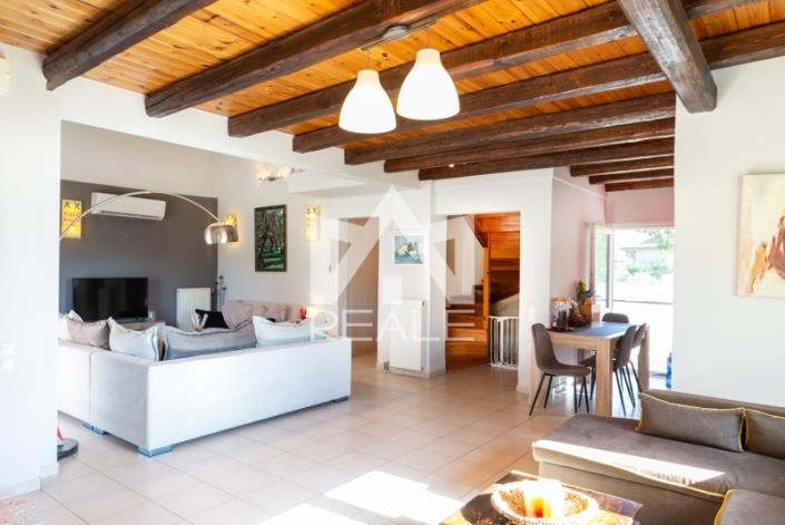 Image No.3-3 Bed House for sale