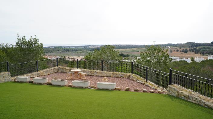 Image No.4-4 Bed Villa for sale