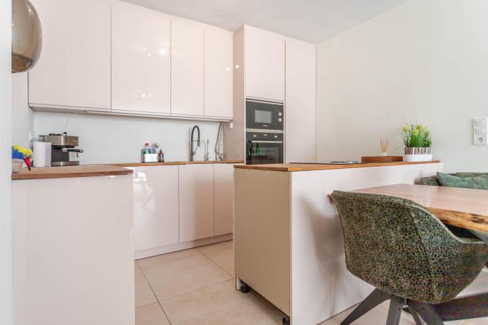 Image No.5-2 Bed Townhouse for sale