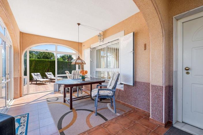 Image No.6-3 Bed Townhouse for sale