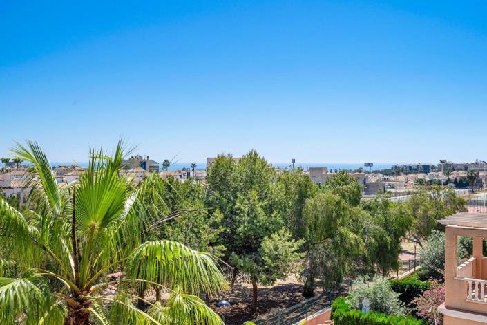 Image No.27-3 Bed Townhouse for sale