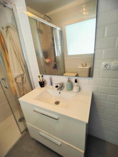 Image No.28-4 Bed Villa for sale