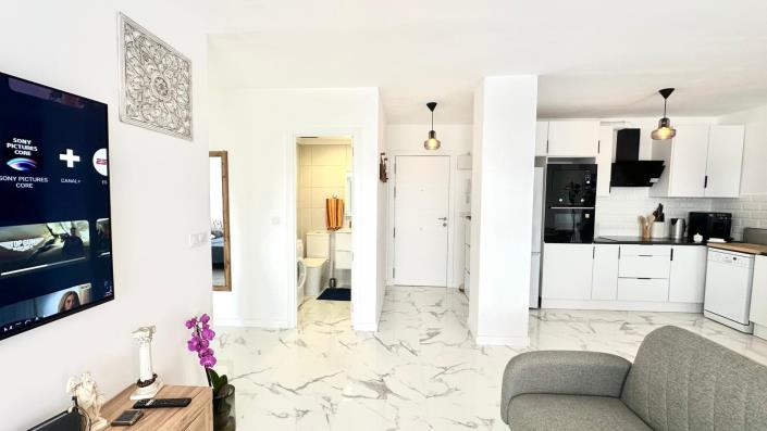 Image No.5-2 Bed Apartment for sale