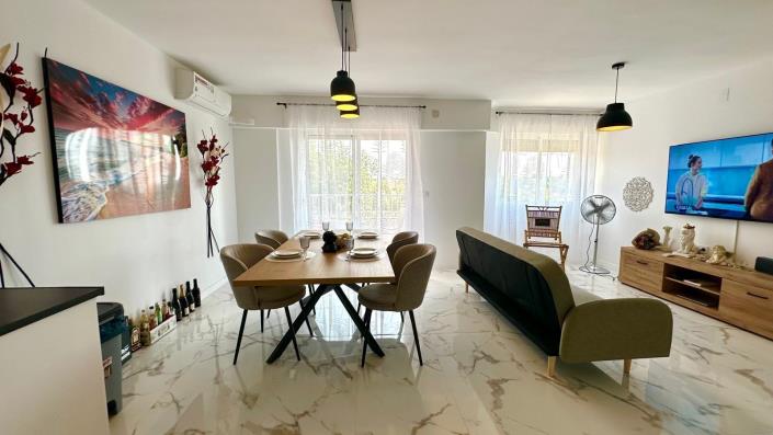 Image No.9-2 Bed Apartment for sale