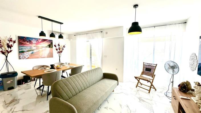 Image No.10-2 Bed Apartment for sale