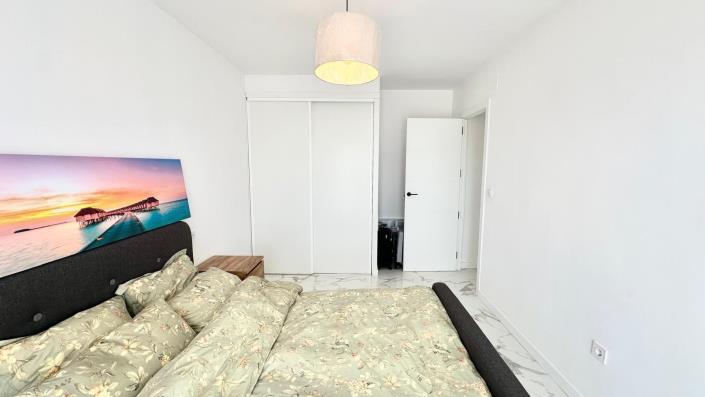 Image No.15-2 Bed Apartment for sale