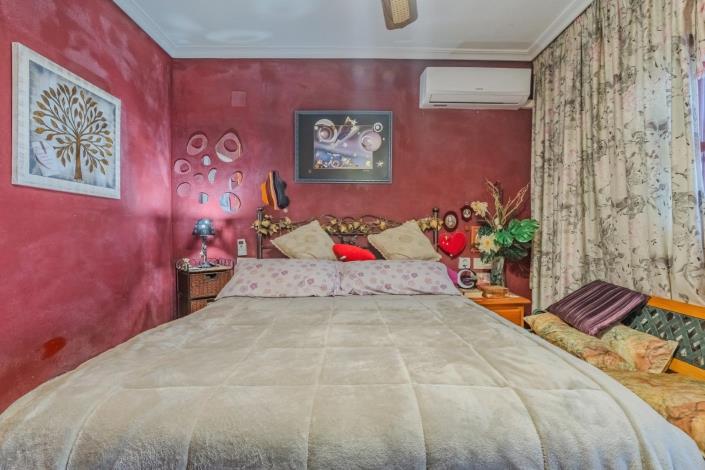 Image No.12-2 Bed Villa for sale