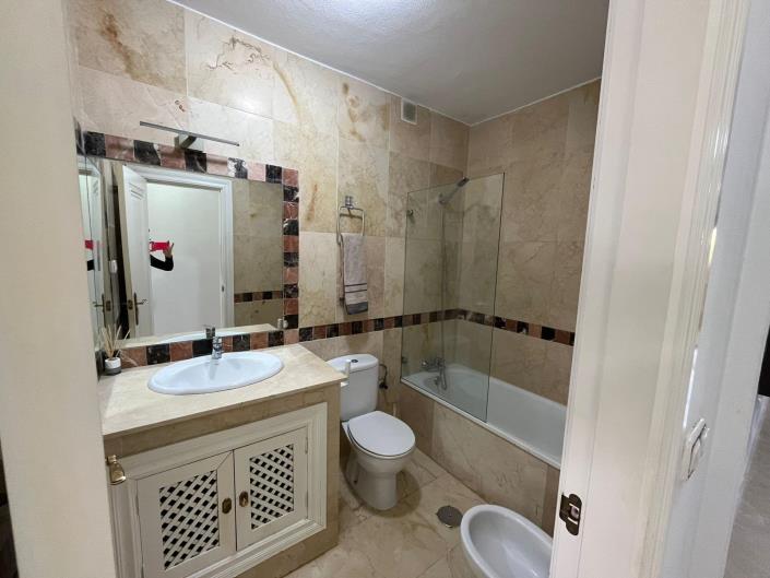 Image No.13-2 Bed Apartment for sale