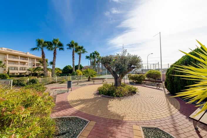 Image No.25-2 Bed Apartment for sale