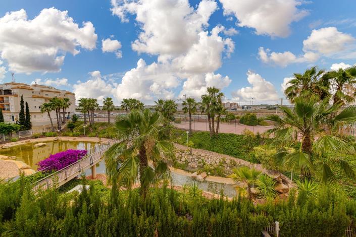 Image No.32-2 Bed Apartment for sale