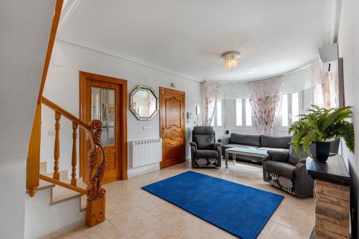 Image No.3-Villa de 5 chambres à vendre à Los Altos