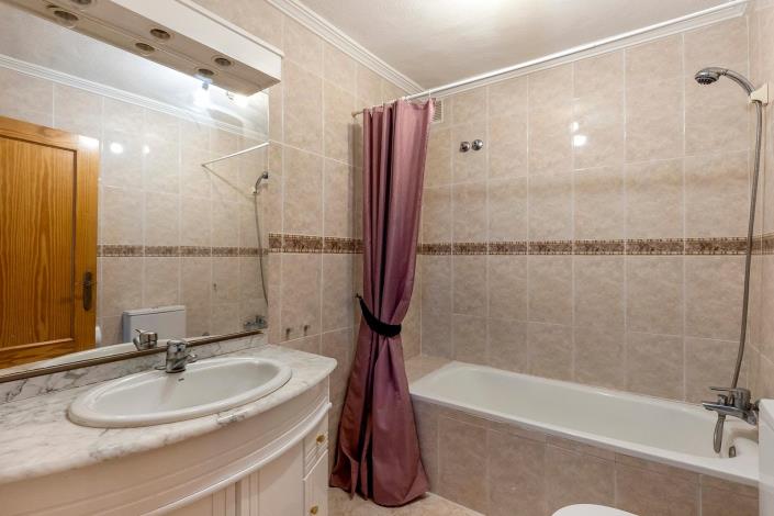 Image No.48-Villa de 5 chambres à vendre à Los Altos