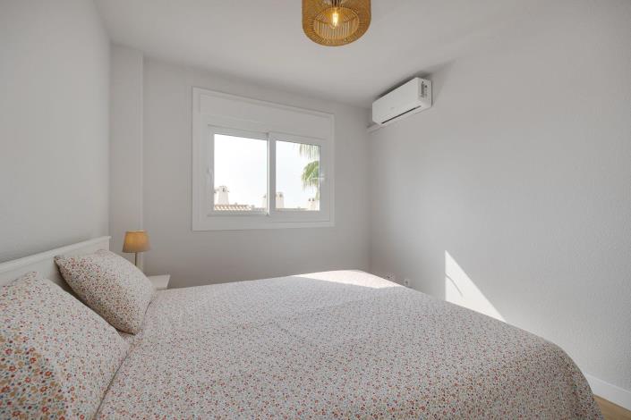 Image No.12-2 Bed Apartment for sale