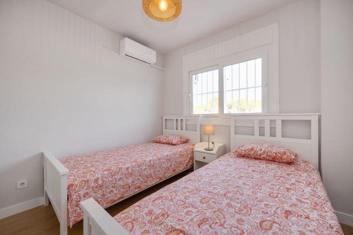 Image No.17-2 Bed Apartment for sale