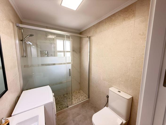 Image No.9-2 Bed Bungalow for sale