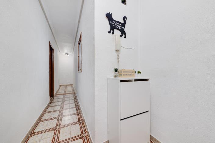 Image No.20-3 Bed Apartment for sale