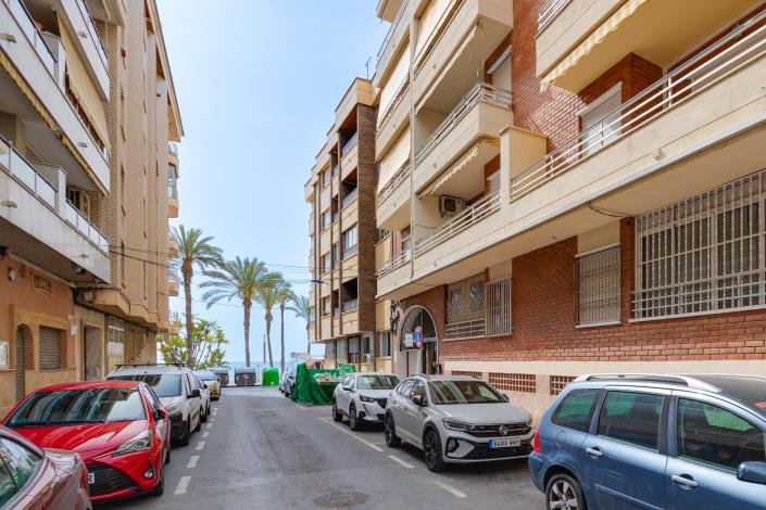 Image No.33-3 Bed Apartment for sale