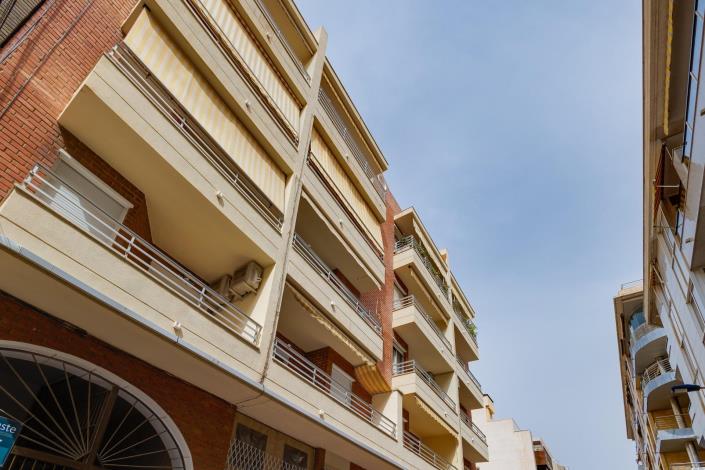 Image No.34-3 Bed Apartment for sale