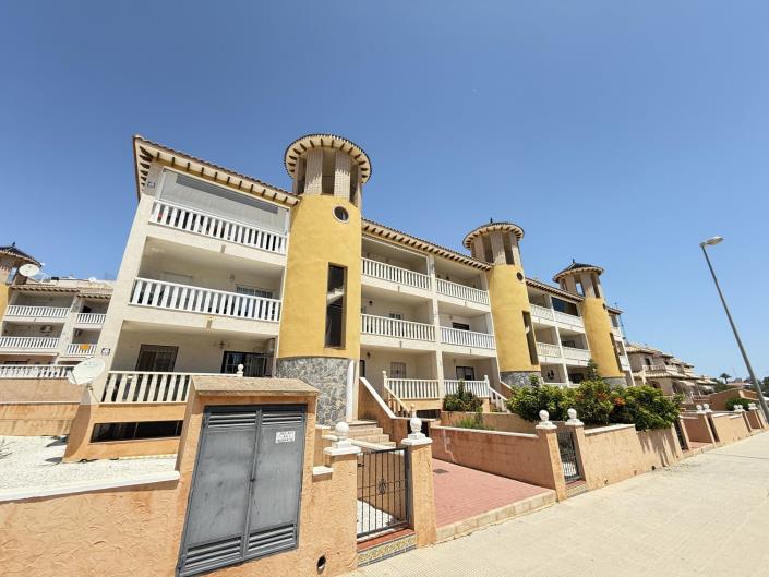 Image No.2-Appartement de 2 chambres à vendre à Cabo Roig