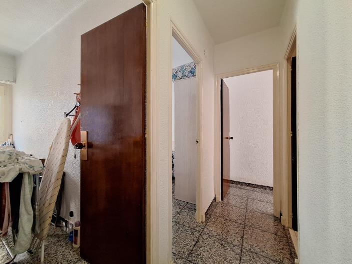 Image No.21-3 Bed Apartment for sale