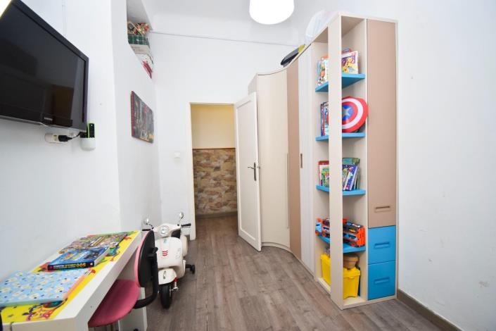 Image No.9-3 Bed Apartment for sale