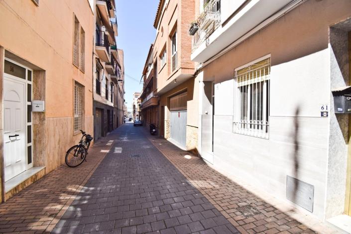 Image No.20-3 Bed Apartment for sale