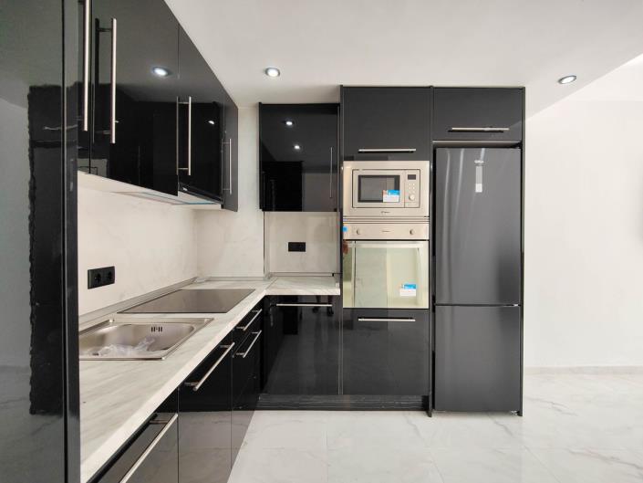 Image No.9-2 Bed Apartment for sale