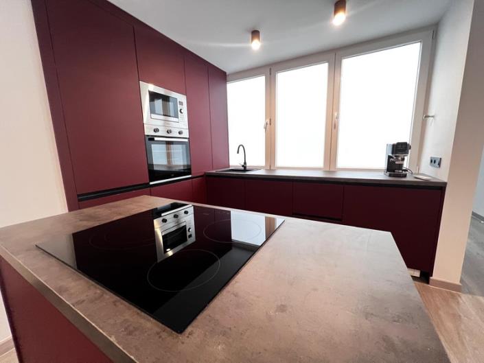 Image No.8-3 Bed Apartment for sale