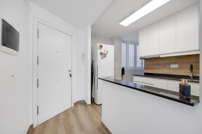 Image No.25-3 Bed Apartment for sale