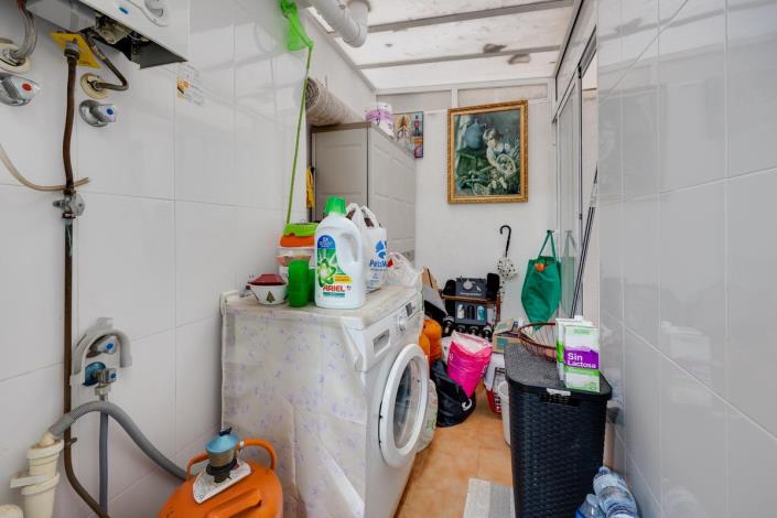 Image No.17-2 Bed Apartment for sale