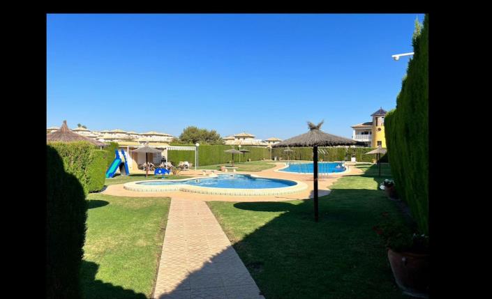 Image No.24-Maison de ville de 2 chambres à vendre à Villamartin