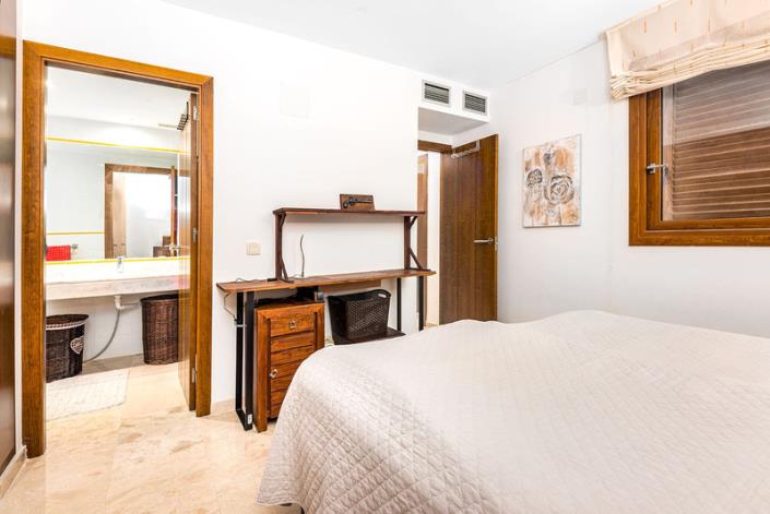 Image No.10-2 Bed Apartment for sale