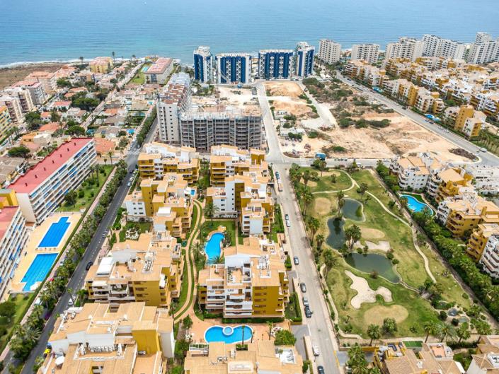 Image No.25-2 Bed Apartment for sale