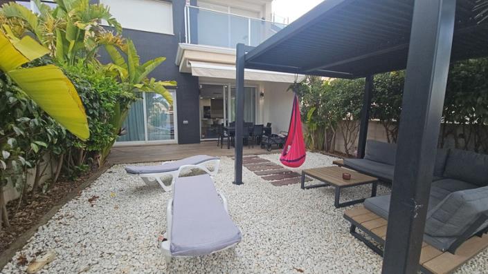 Image No.16-2 Bed Bungalow for sale