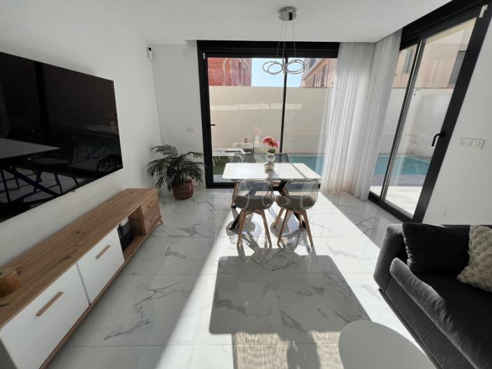 Image No.12-Villa de 3 chambres à vendre à Los Montesinos