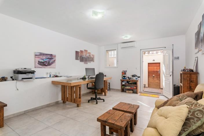 Image No.28-5 Bed Villa for sale