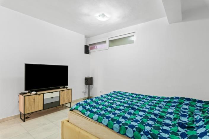 Image No.30-5 Bed Villa for sale