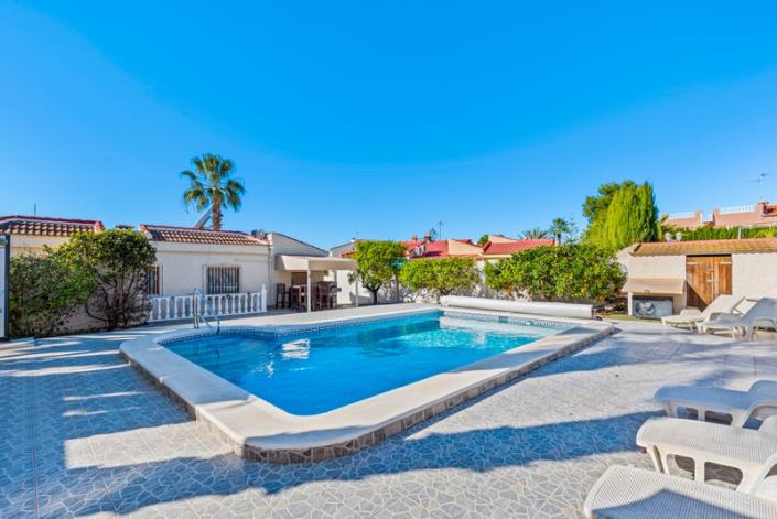 Image No.41-5 Bed Villa for sale