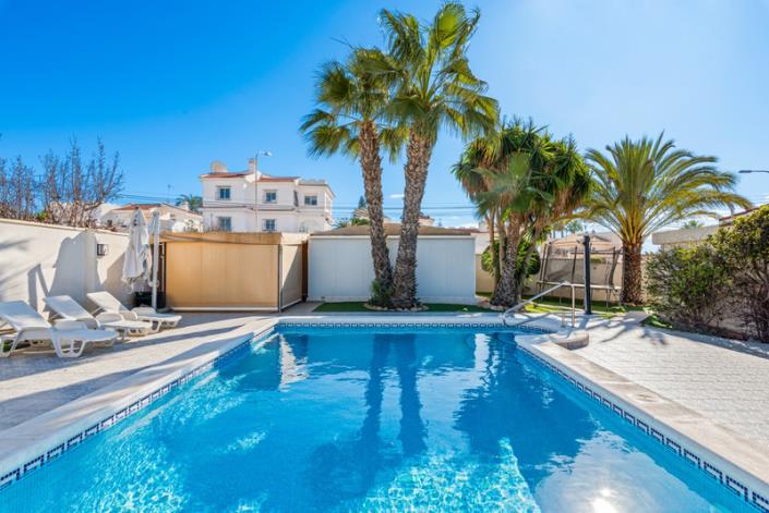 Image No.43-5 Bed Villa for sale