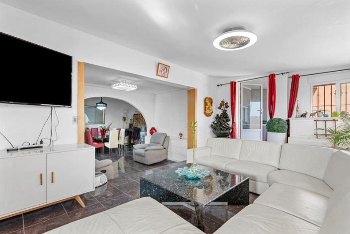 Image No.19-3 Bed Villa for sale