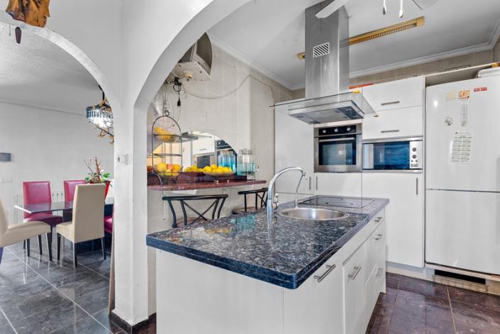 Image No.25-3 Bed Villa for sale