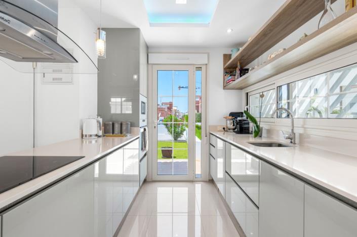 Image No.11-3 Bed Villa for sale